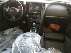 Infiniti QX70